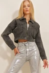 Çift Cepli Fermuarlı Crop Denim Ceket